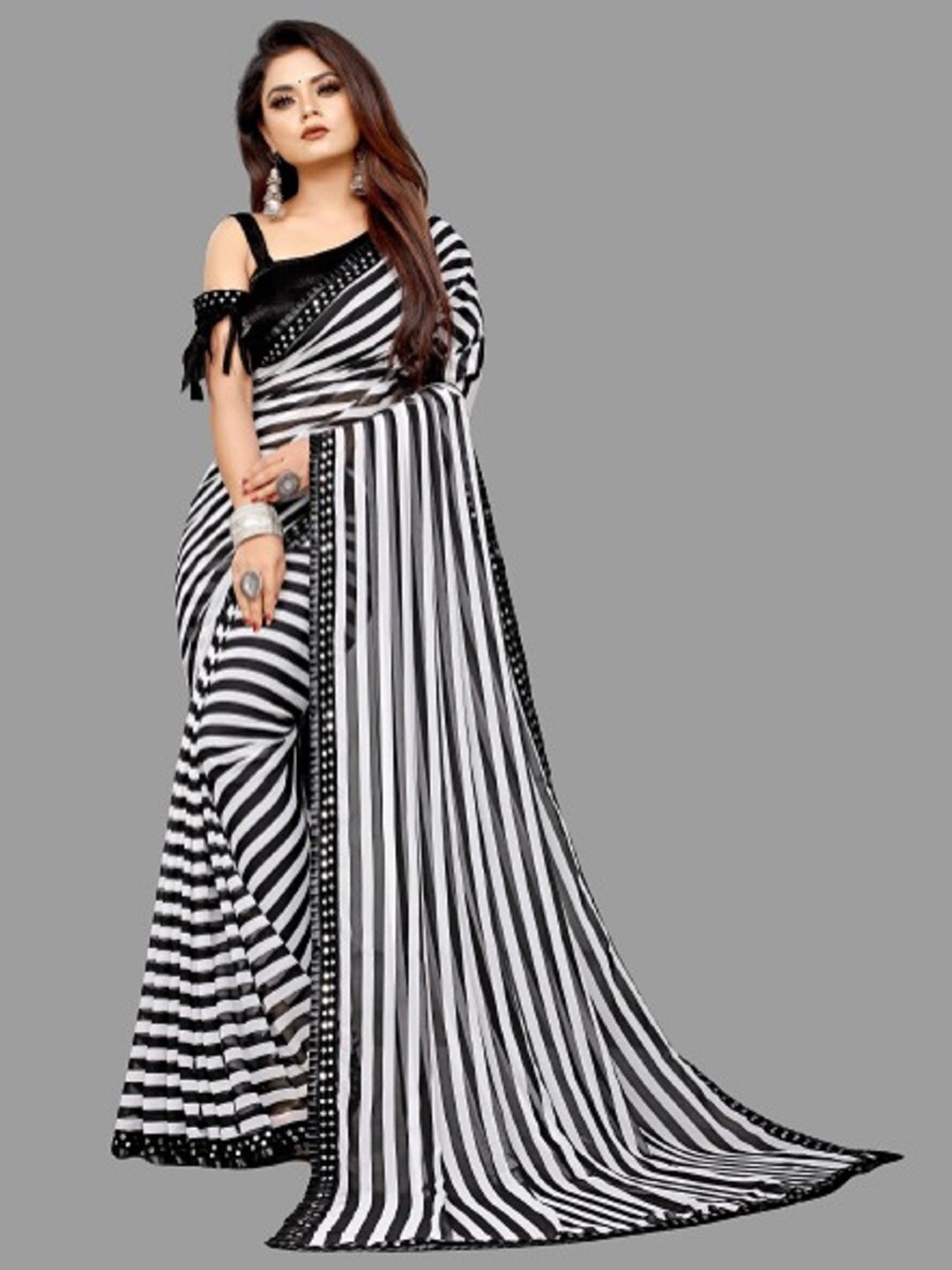 

TORONFRAS Black & White Leheriya Saree