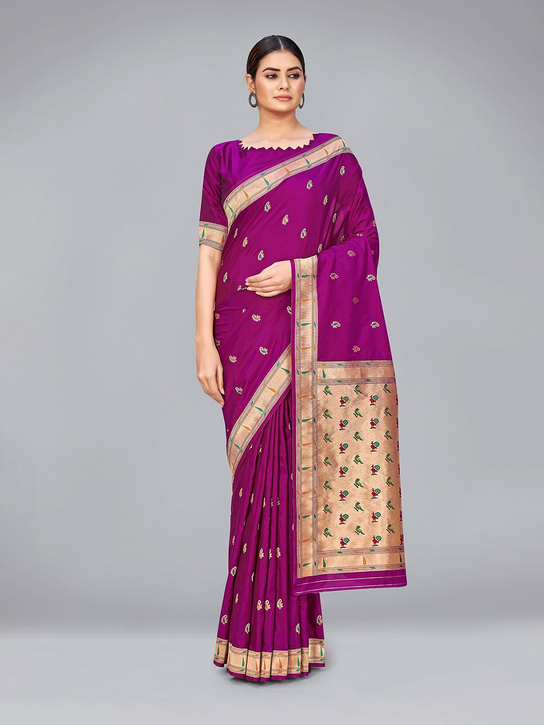 

MONJOLIKA FASHION Purple & Gold-Toned Woven Design Zari Silk Blend Banarasi Saree