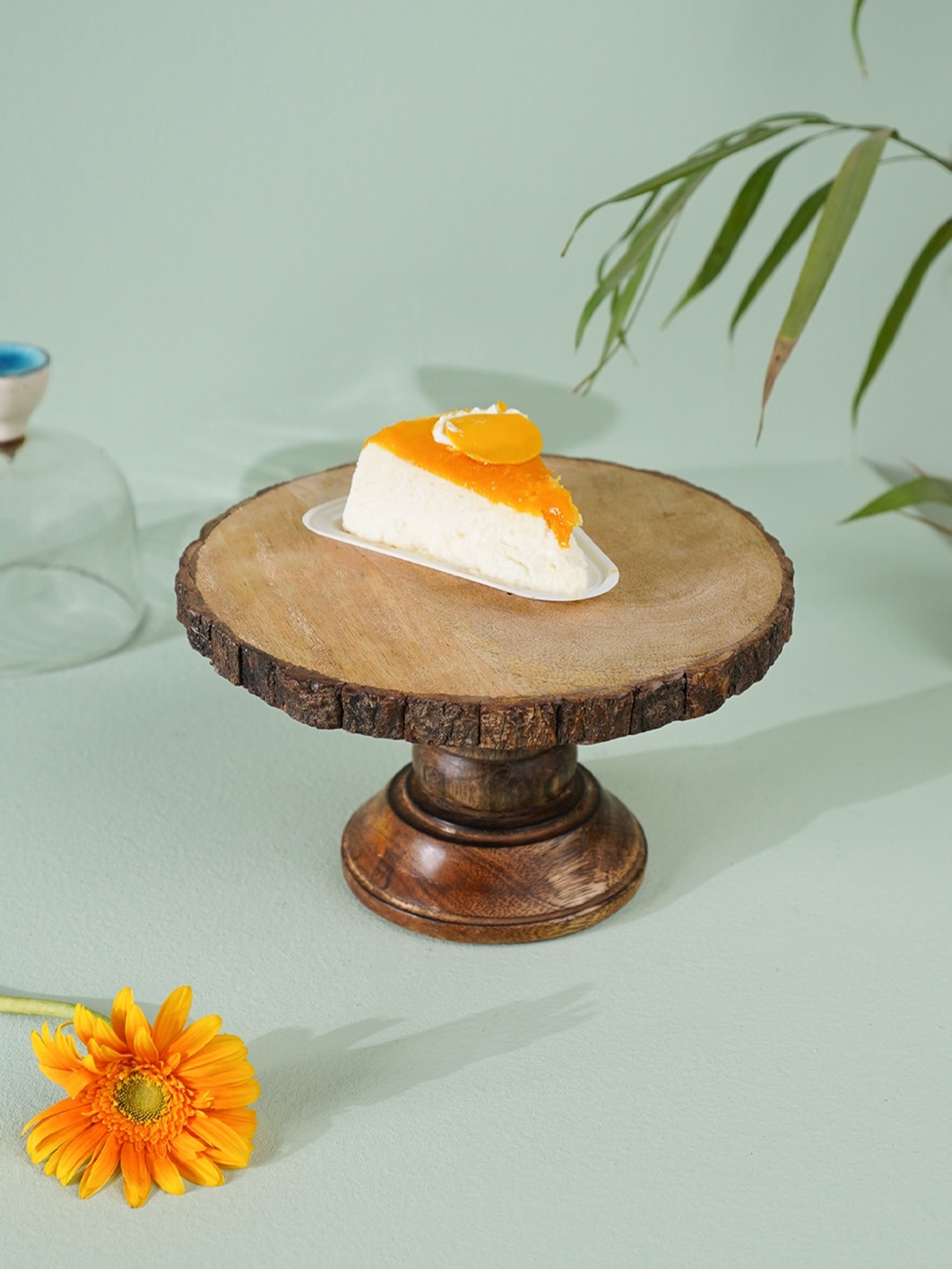 

CASA DECOR Brown Textured Cake Stand