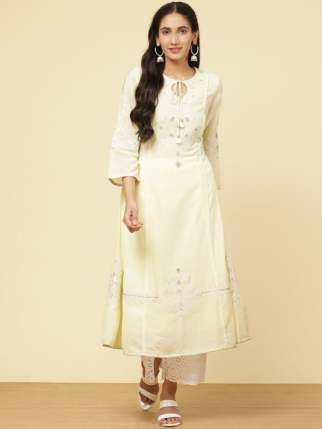 

Lakshita Women Mustard Yellow & anise flower Embroidered Keyhole Neck Crepe Kurta