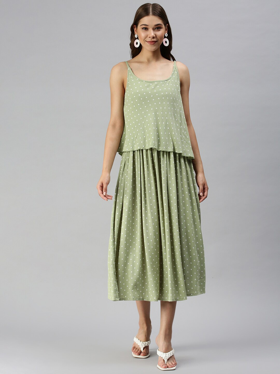 

SHOWOFF Green Layered A-Line Midi Dress