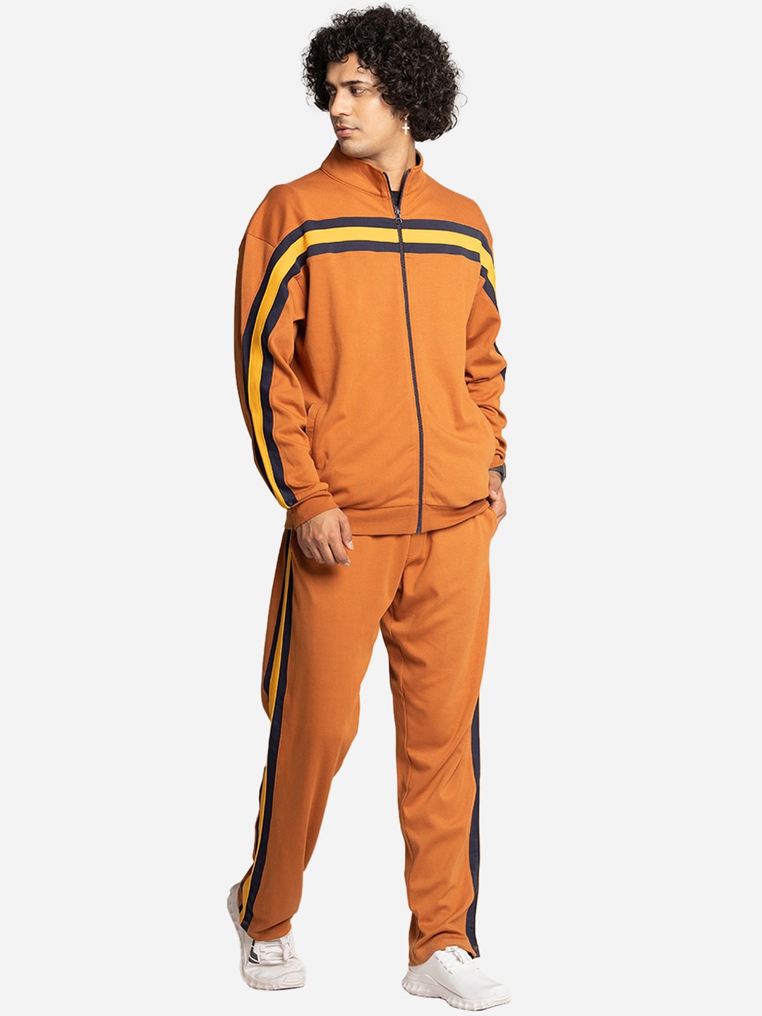 

EDRIO Men Brown Solid Cotton Tracksuit