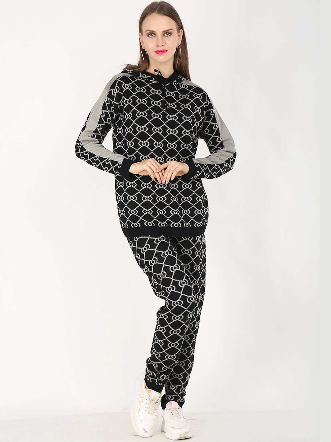 

NoBarr Women Black Self Design Tracksuits