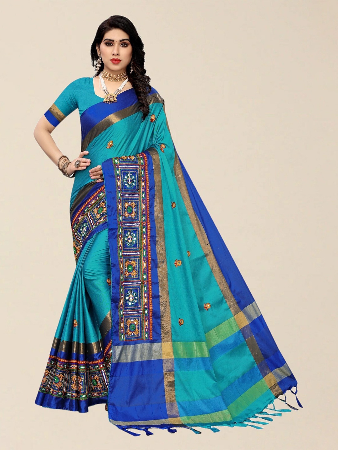 

SERONA FABRICS Turquoise Blue & Red Embellished Kutchi Embroidery Silk Cotton Saree