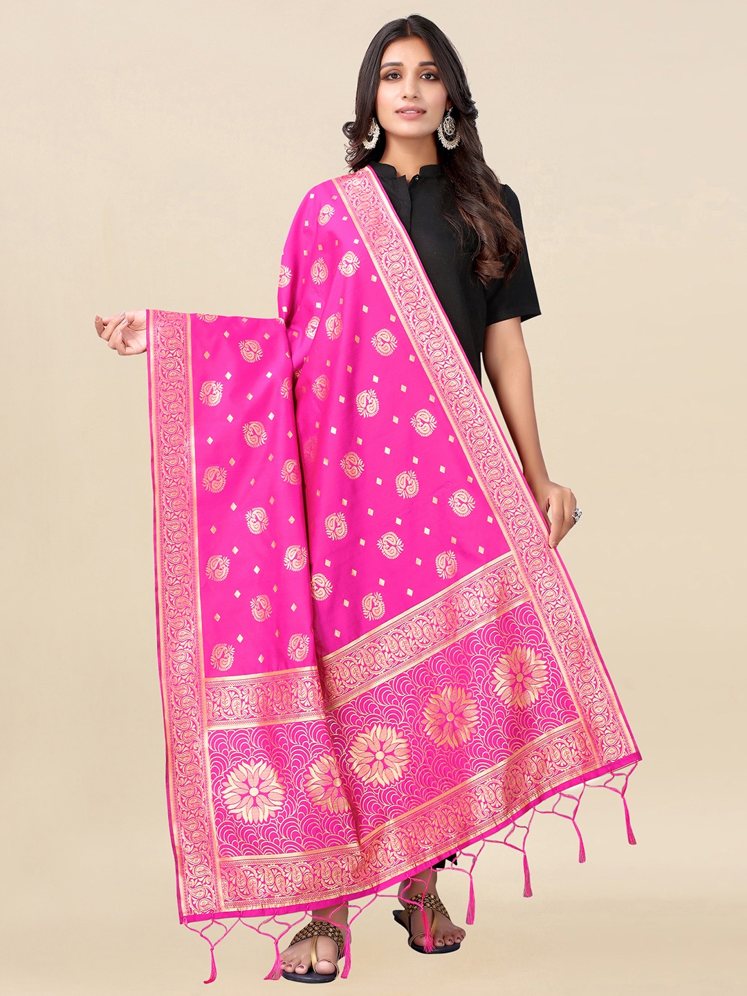 

Satrani Pink & Gold-Toned Ethnic Motifs Woven Design Dupatta with Zari