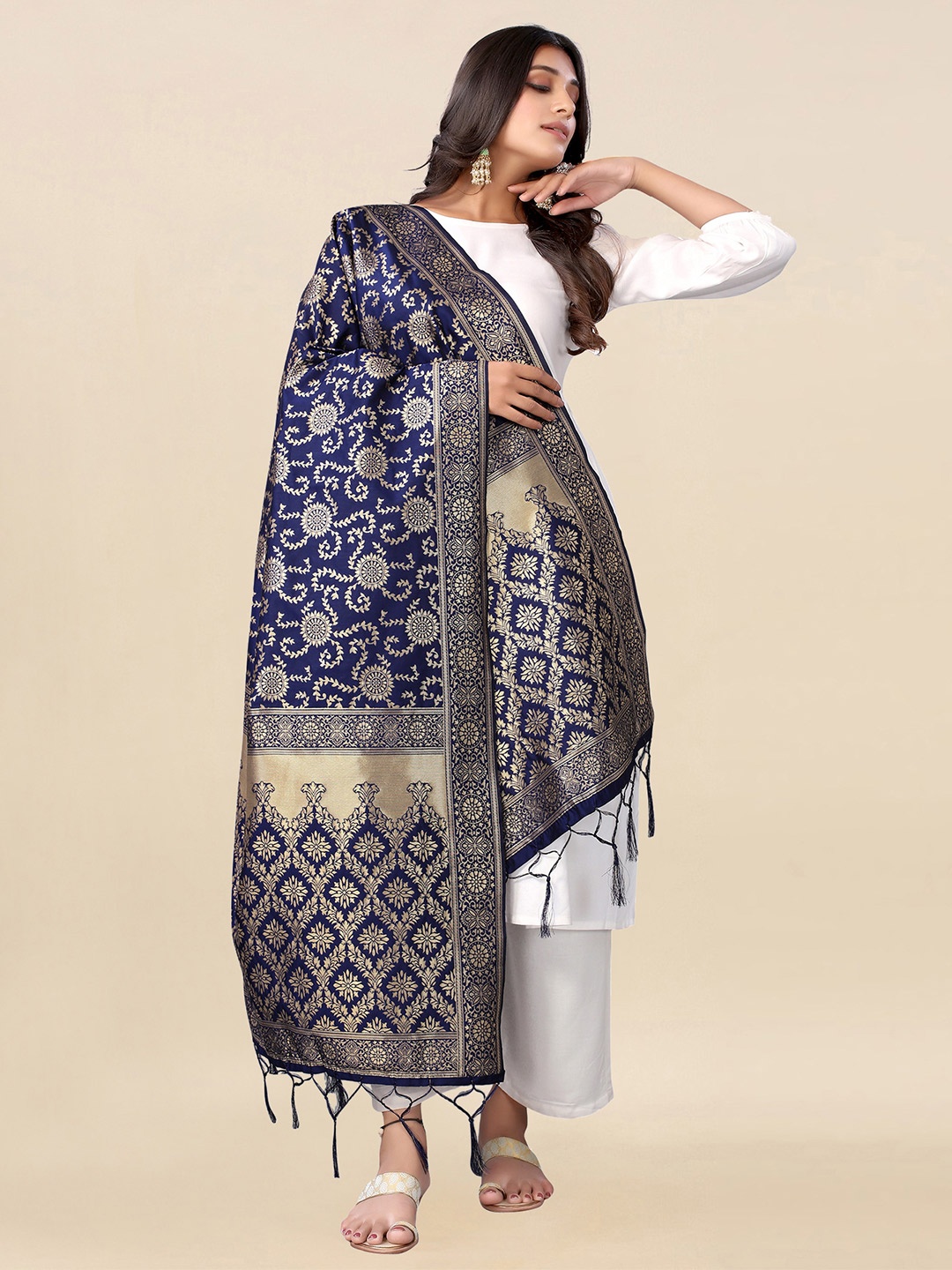 

Satrani Navy Blue & Gold-Toned Ethnic Motifs Woven Design Dupatta with Zari