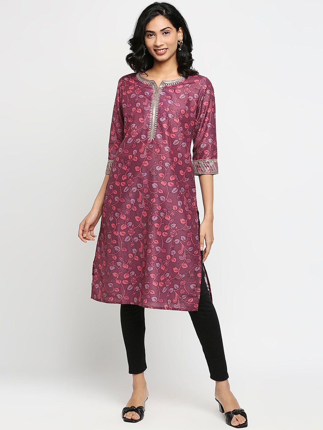 

Ethnicity Women Magenta & tuscan red Ethnic Motifs Printed Kurta