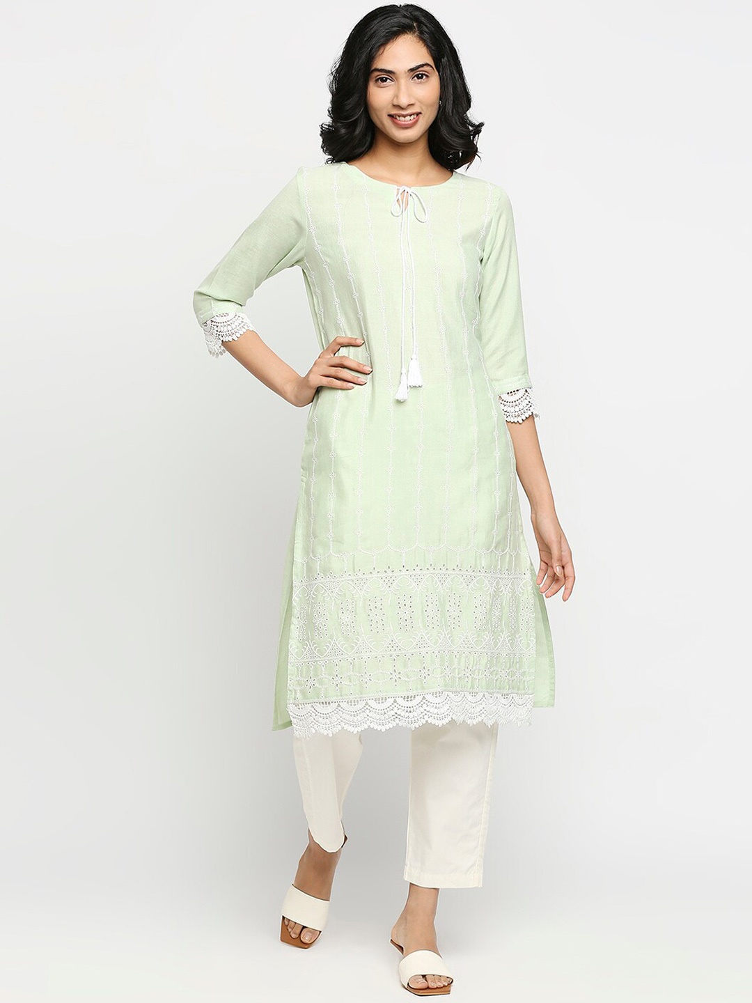 

Ethnicity Women Green & beige Striped Keyhole Neck Thread Work Kurta