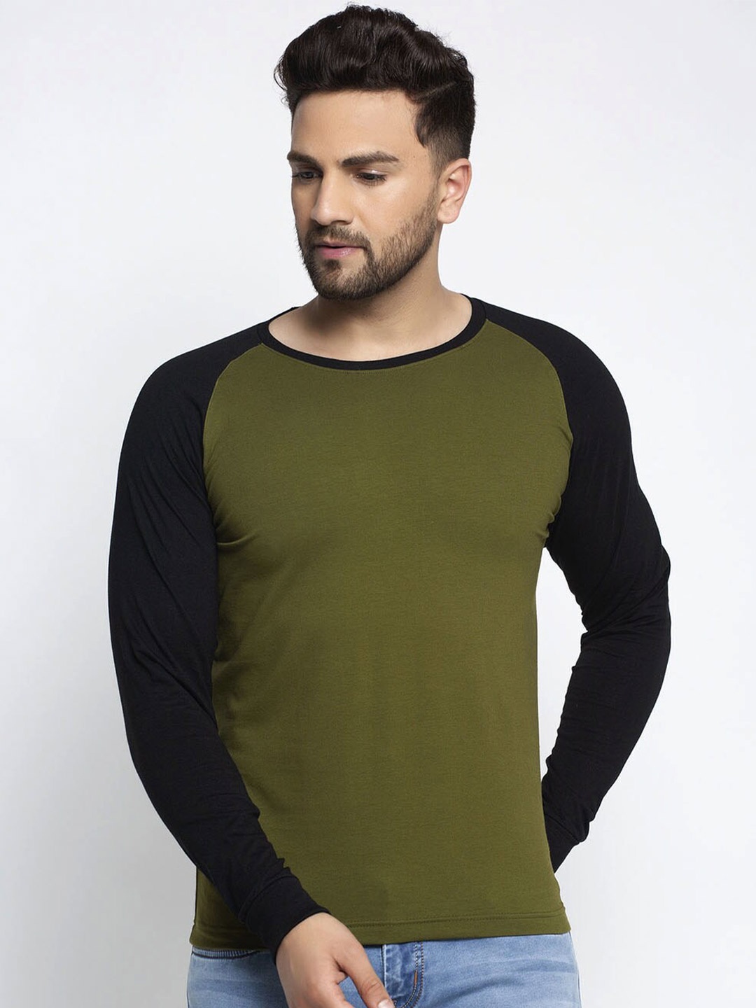 

Friskers Men Black Colourblocked Henley Neck Drop-Shoulder Sleeves Raw Edge Slim Fit T-shirt