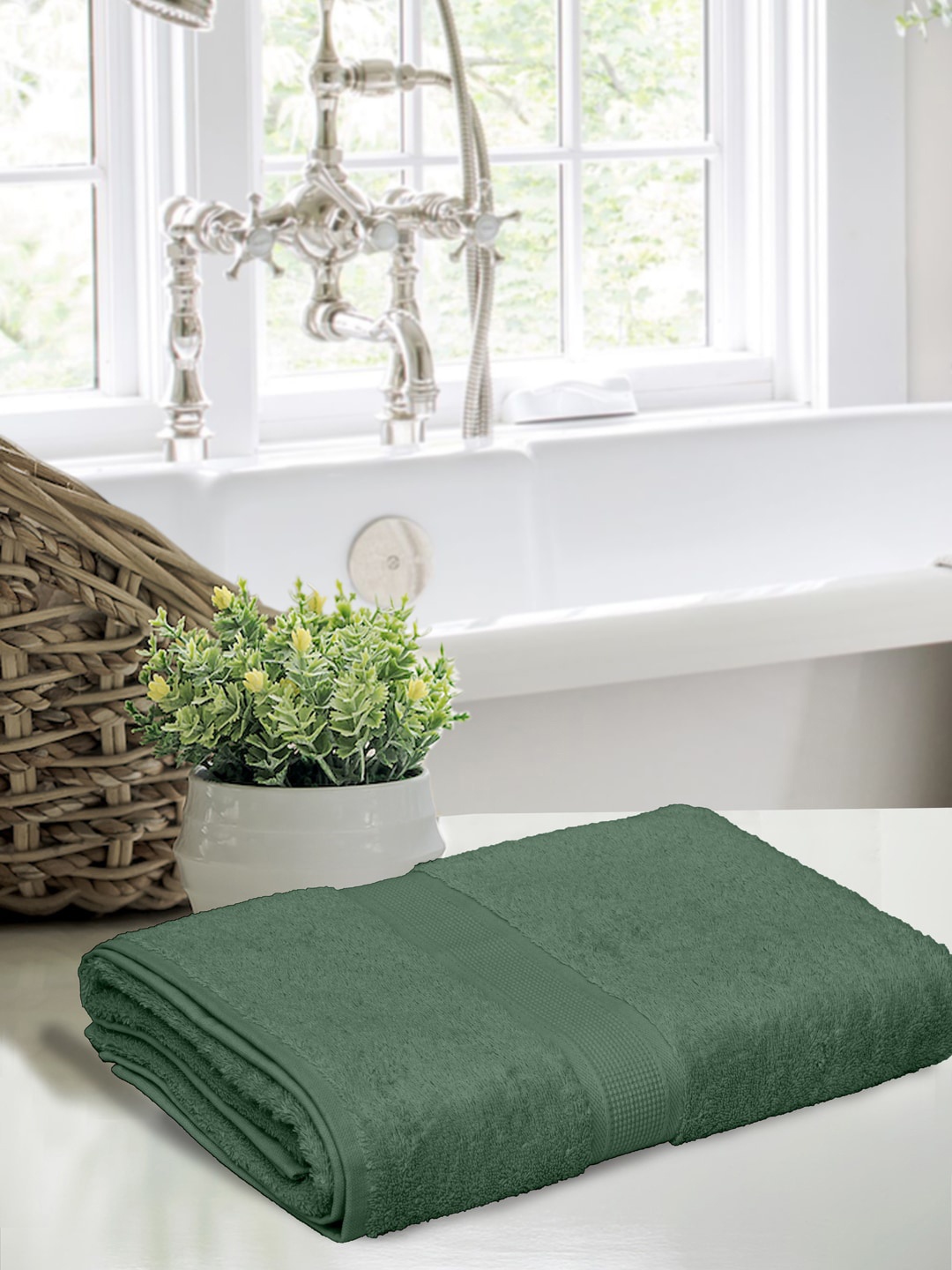 

BOMBAY DYEING Green Solid 550 GSM Cotton Bath Towels