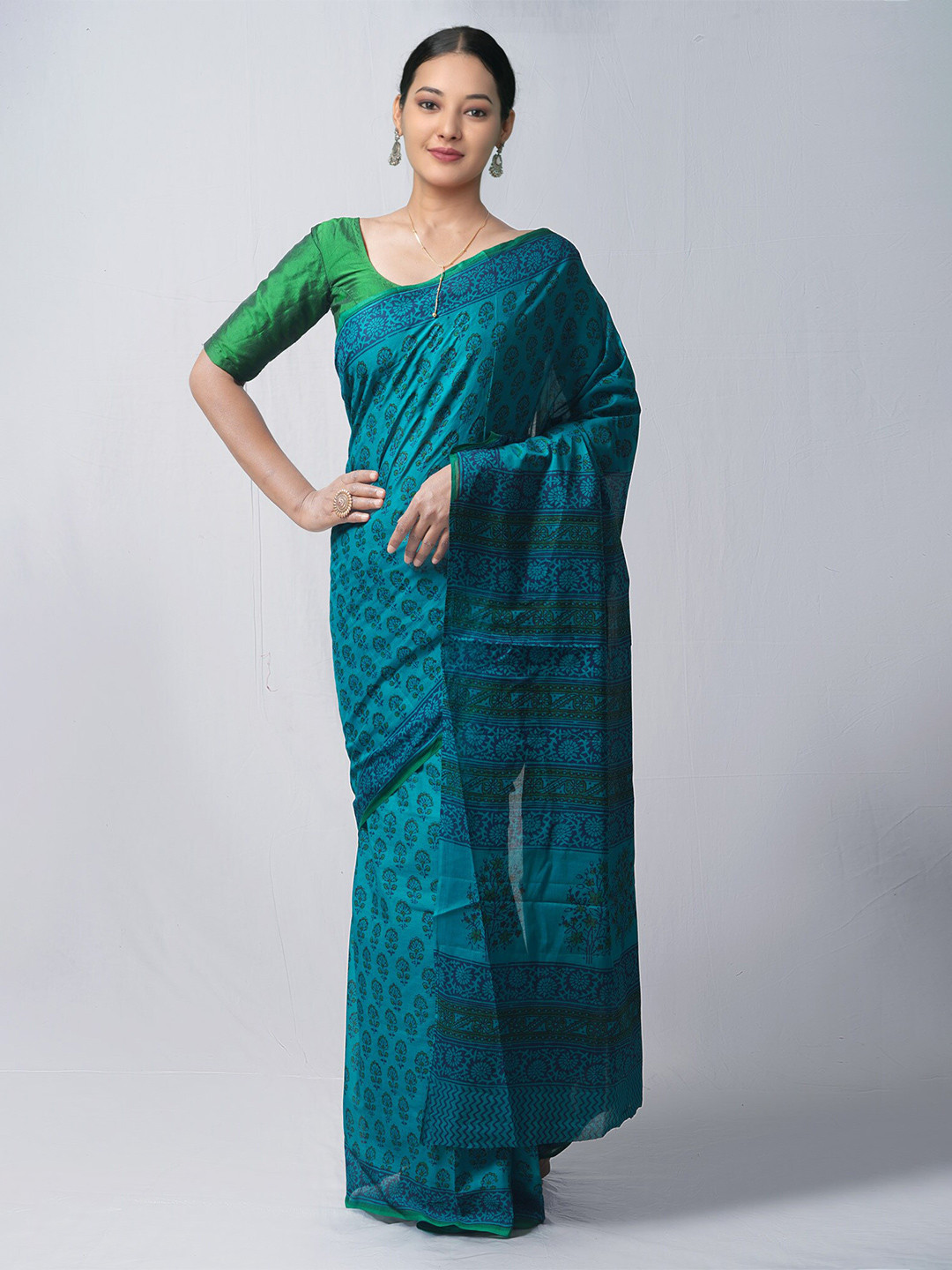 

Unnati Silks Green & Teal Ethnic Motifs Pure Cotton Block Print Saree