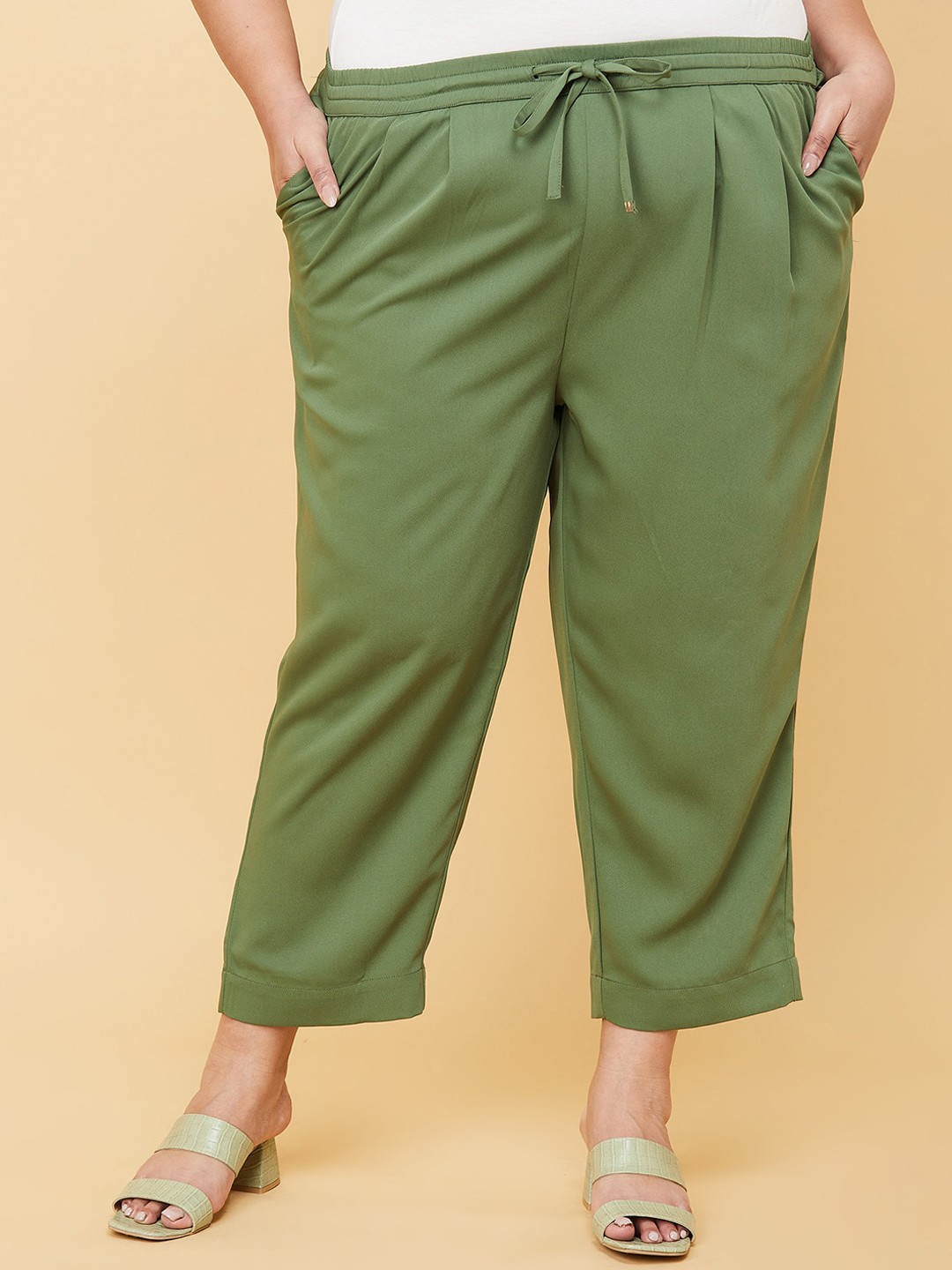 

max Women Plus Size Olive Green Pleated Trousers
