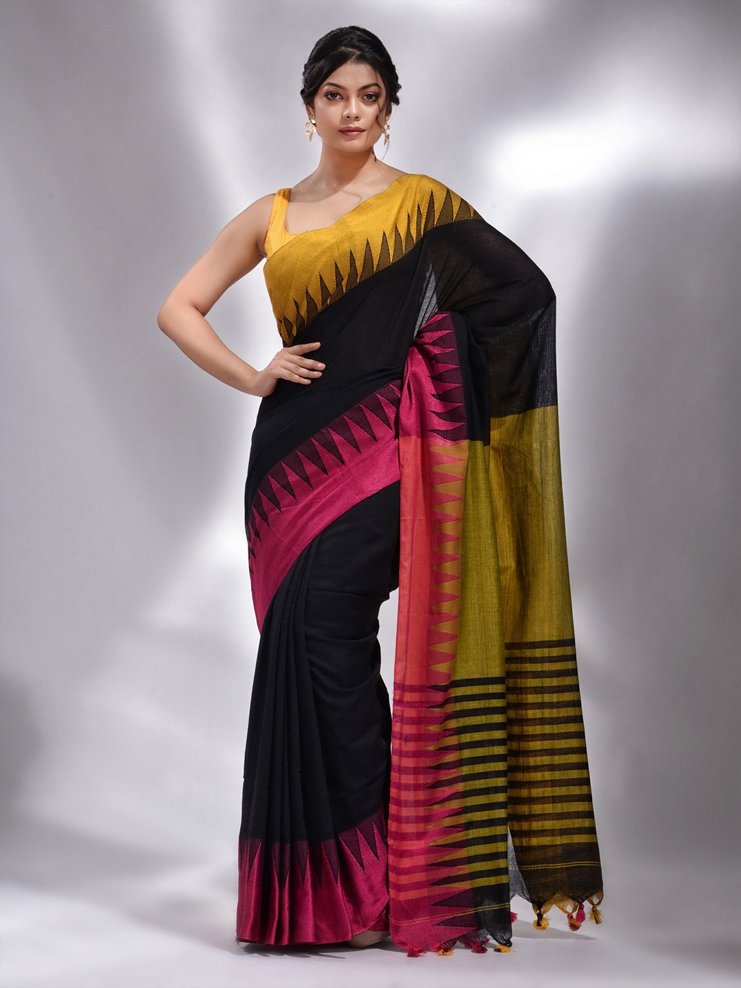 

Charukriti Black & Pink Pure Cotton Saree