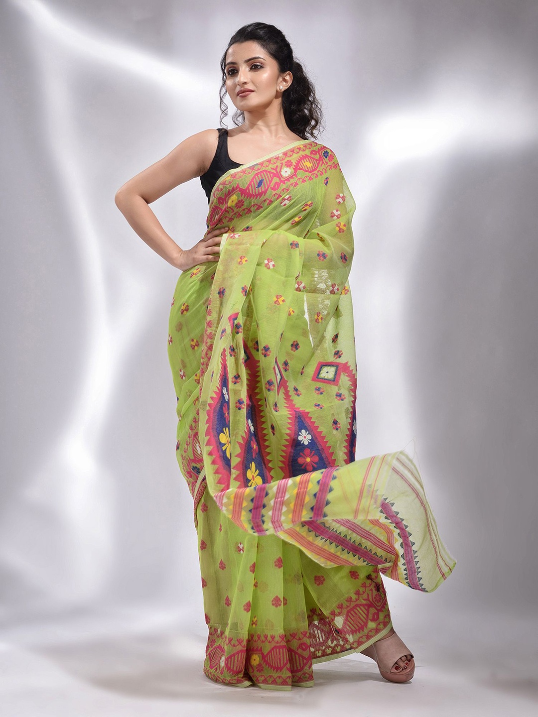 

Charukriti Green & Orange Woven Design Silk Cotton Jamdani Saree