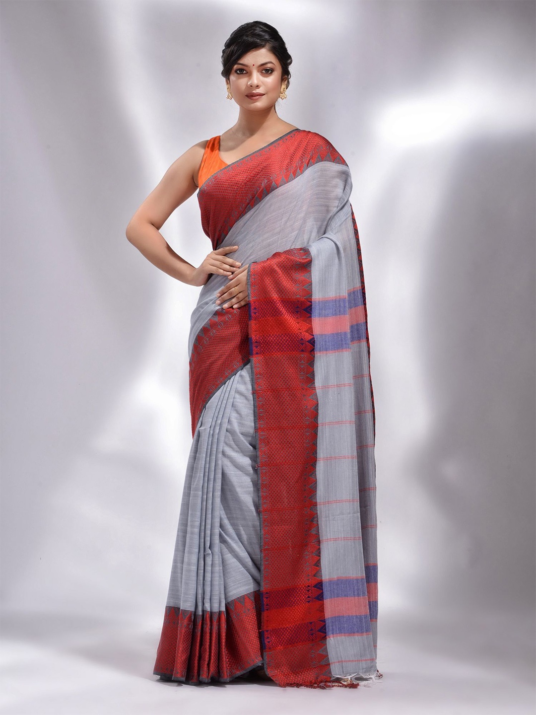 

Charukriti Grey & Red Woven Design Pure Cotton Saree