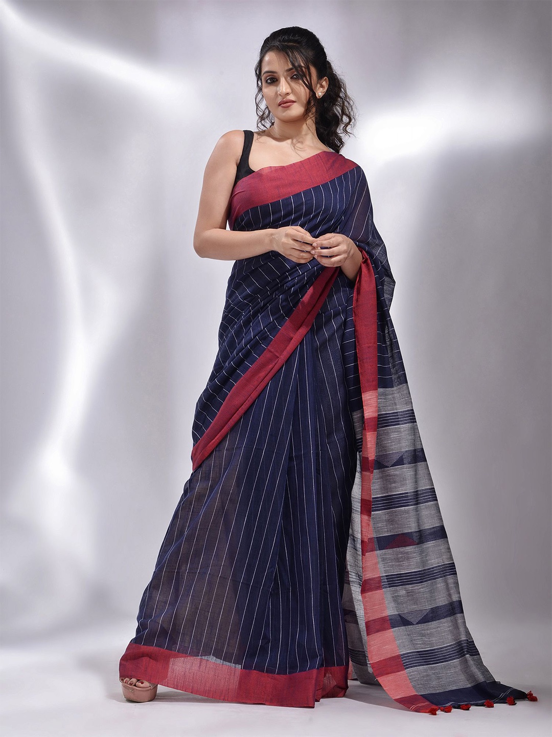 

Charukriti Blue & Pink Woven Design Pure Cotton Saree