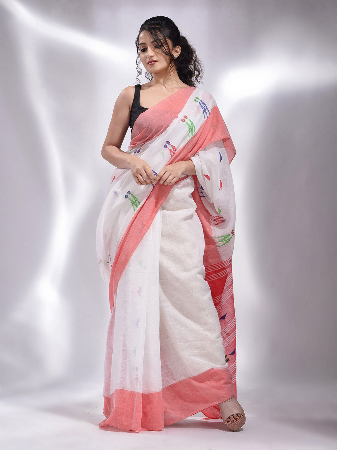 

Charukriti White & Pink Woven Design Pure Cotton Saree