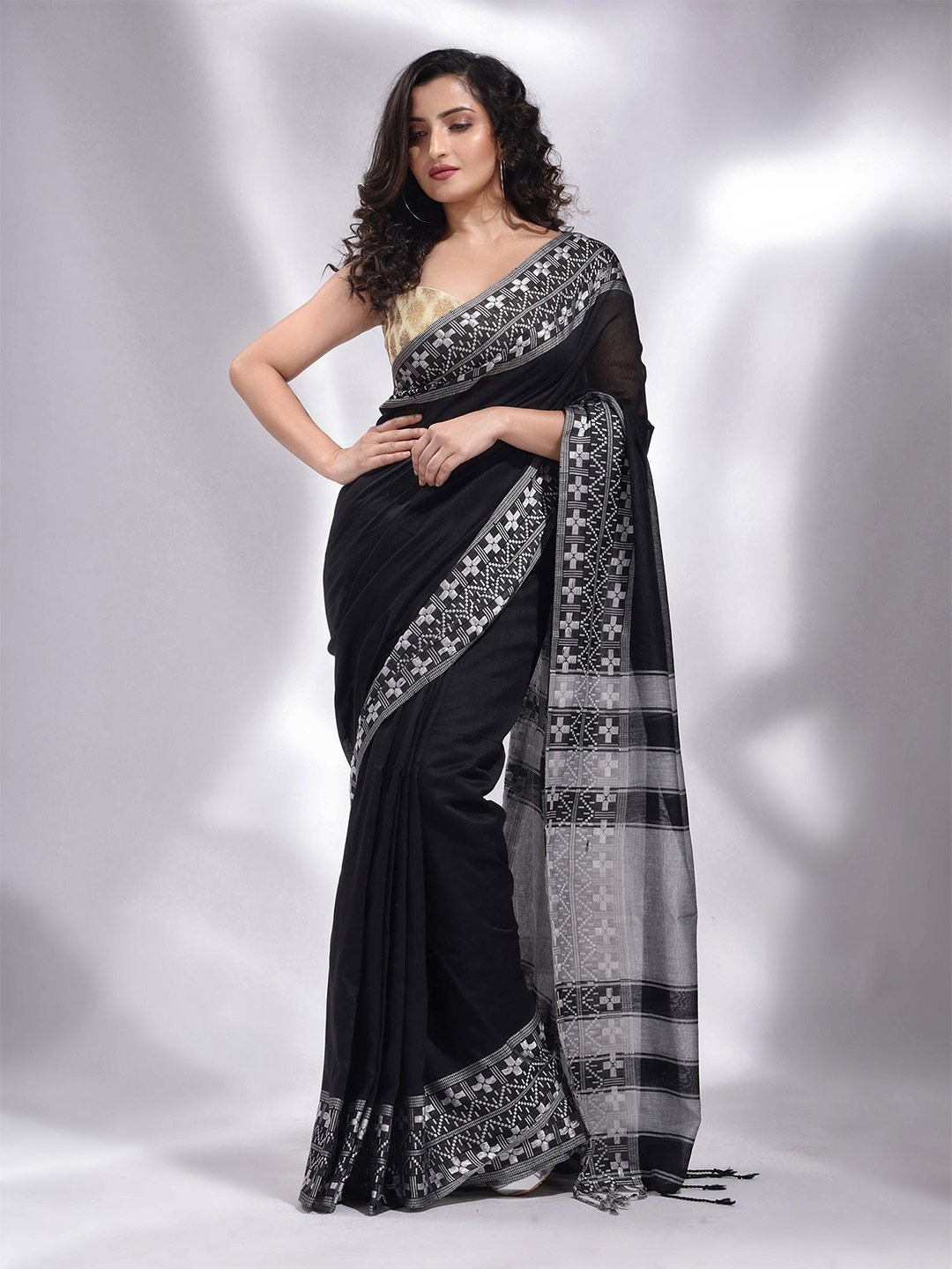 

Charukriti Black & Grey Zari Pure Cotton Saree