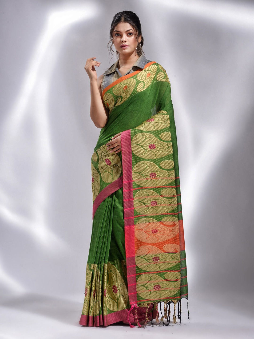 

Charukriti Green & Orange Woven Design Pure Cotton Saree