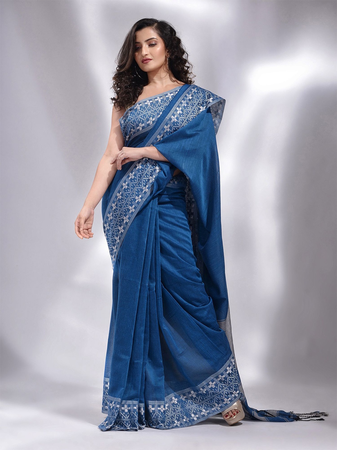 

Charukriti Blue & Grey Pure Cotton Saree