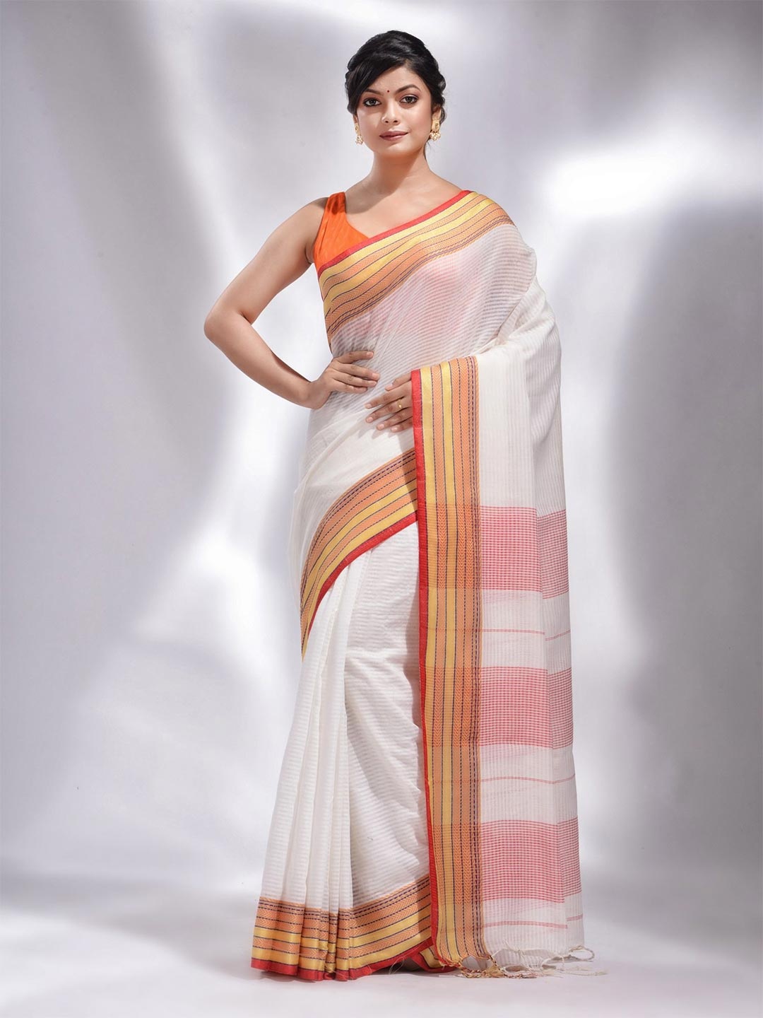 

Charukriti White & Pink Woven Design Pure Cotton Saree
