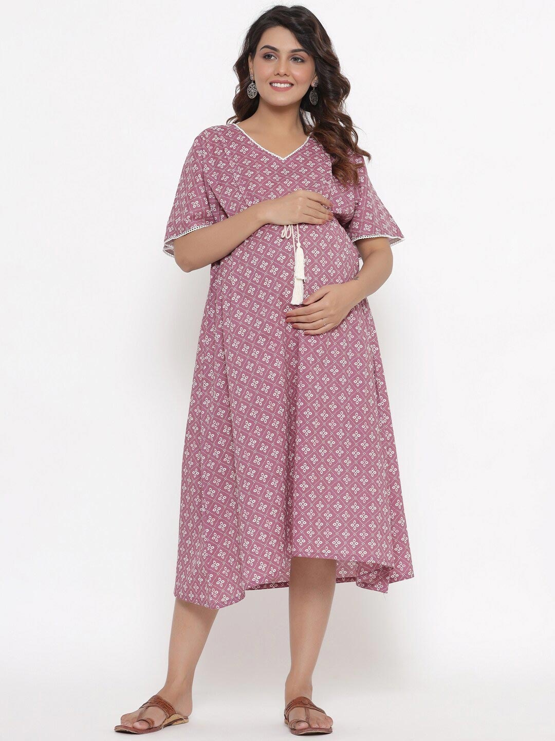 

Ikk Kudi by Seerat Purple Printed Maternity & Nursing Cotton Midi Kaftan Dress