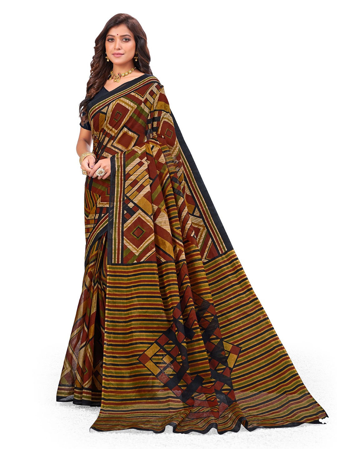 

SHANVIKA Cream-Coloured & Maroon Pure Cotton Block Print Saree