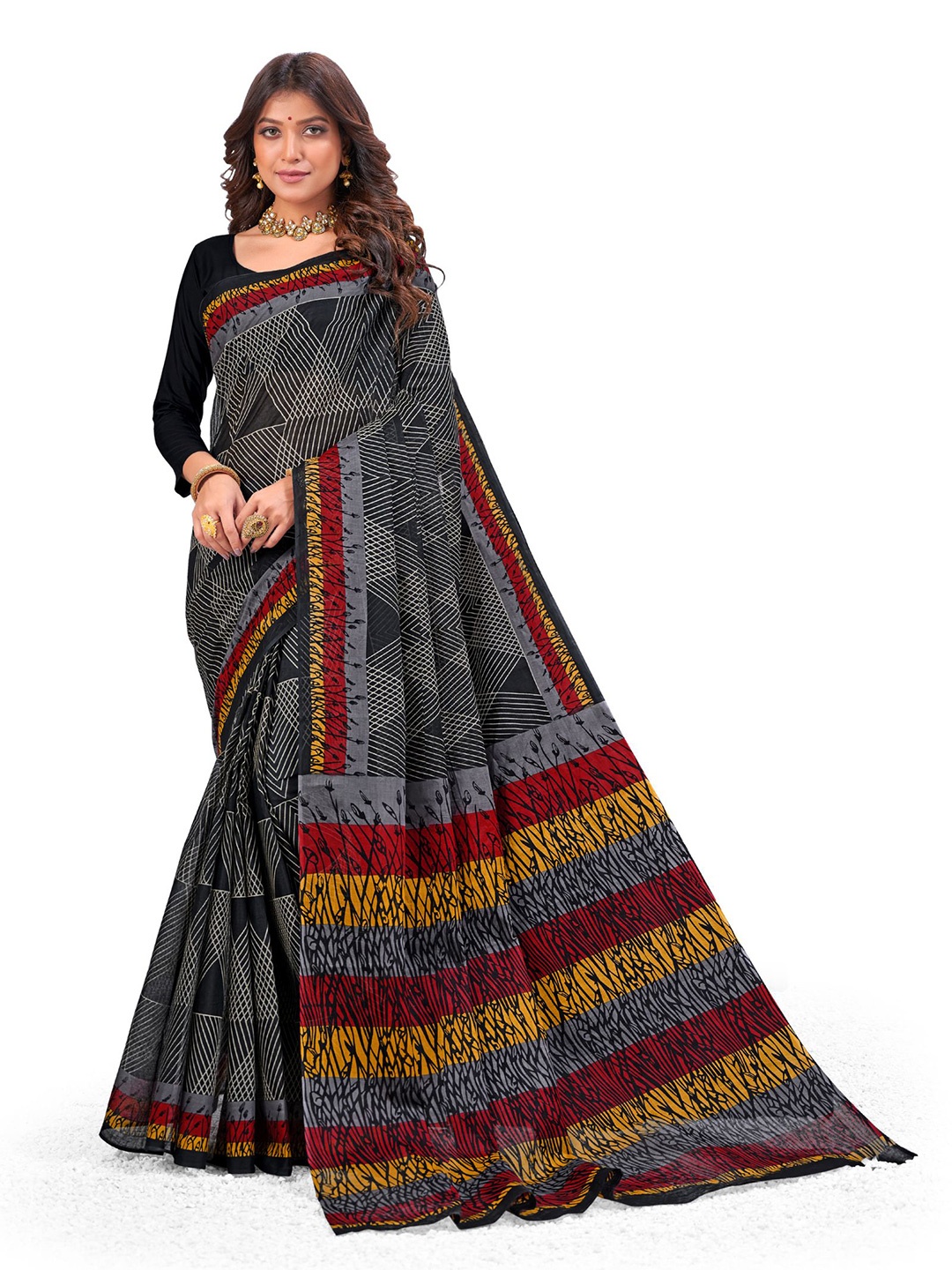 

SHANVIKA Black & Red Pure Cotton Block Print Saree