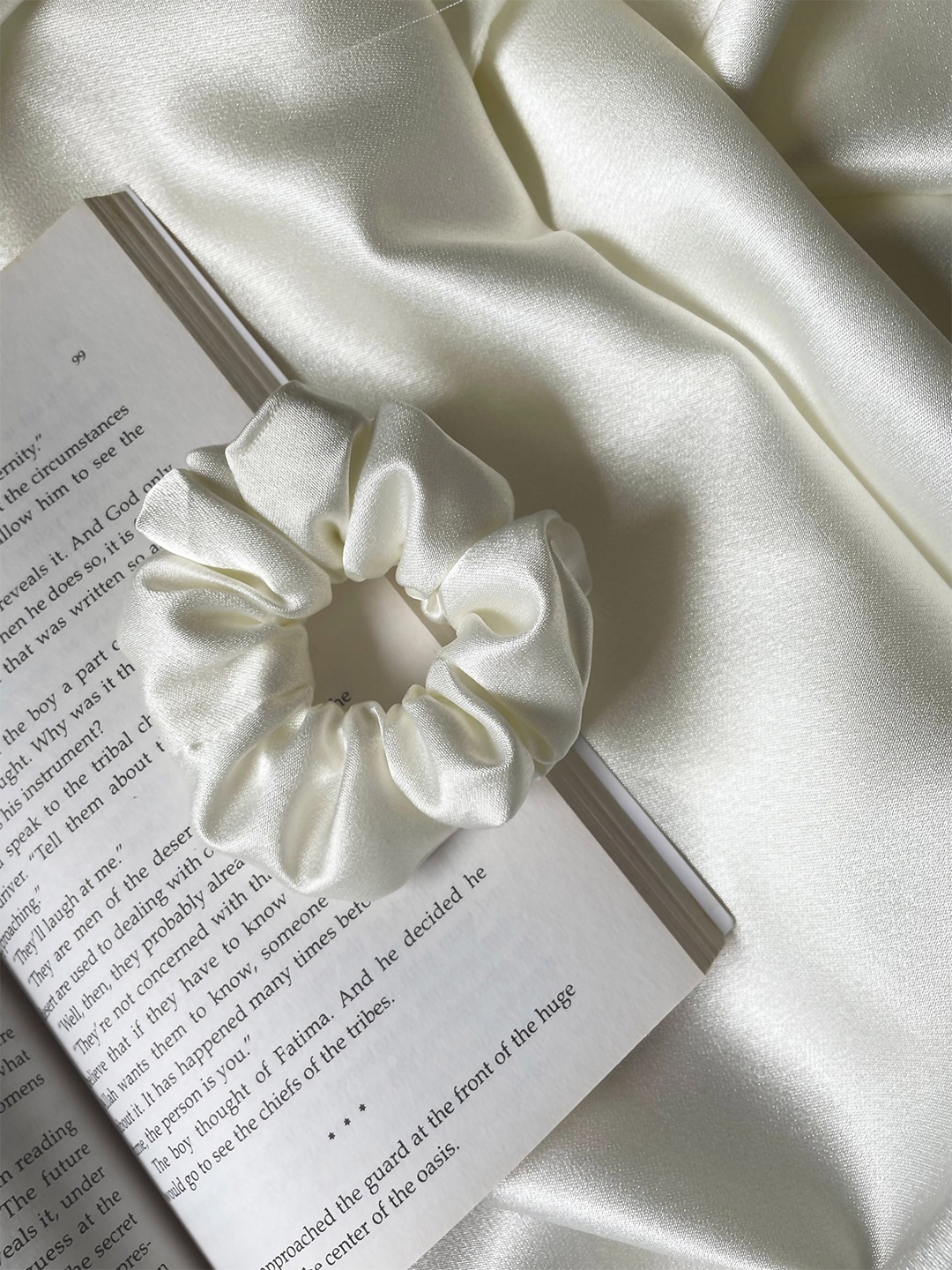

Mueras Women Off White Satin Scrunchie