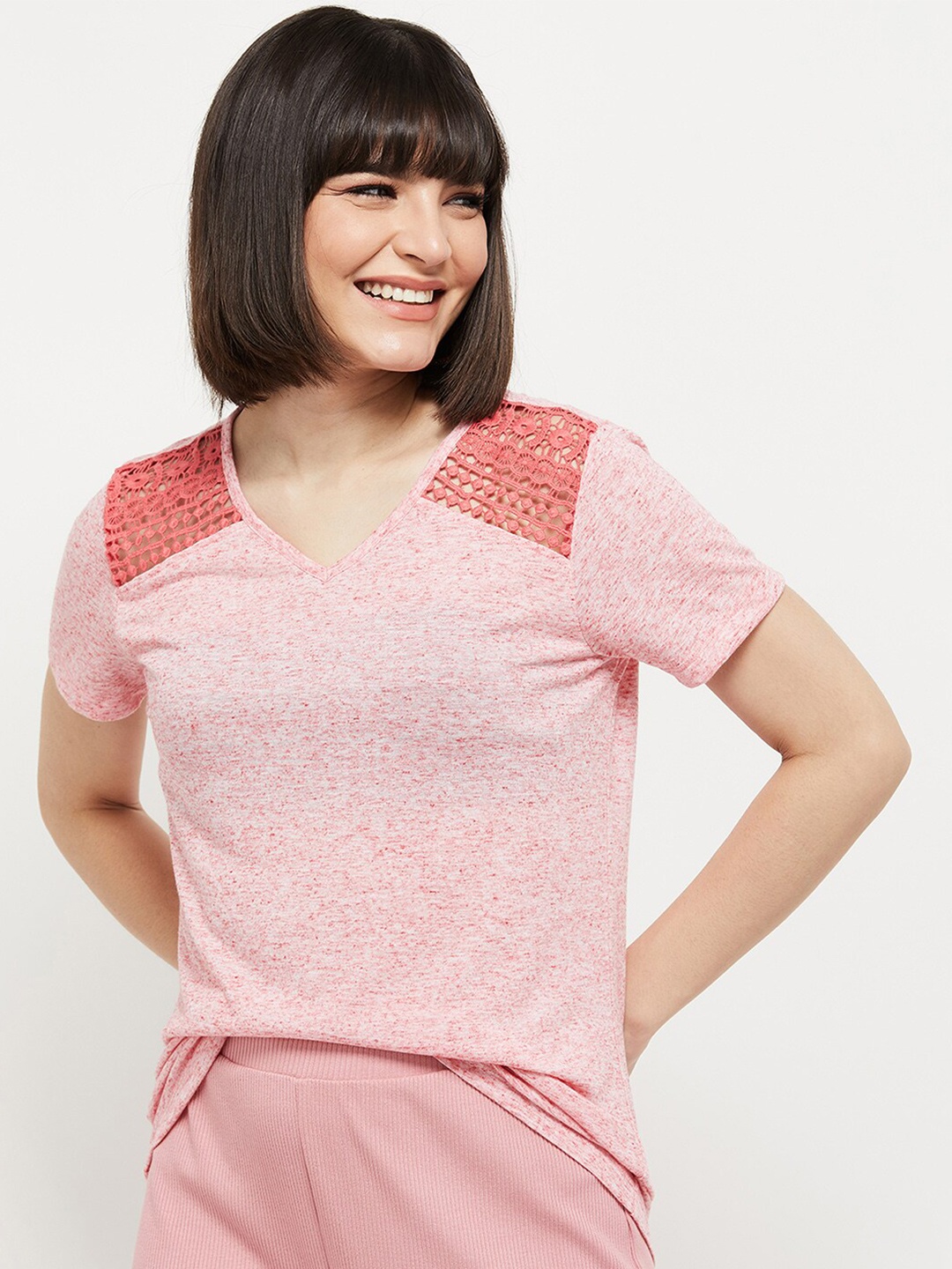 

max Women Coral V-Neck T-shirt