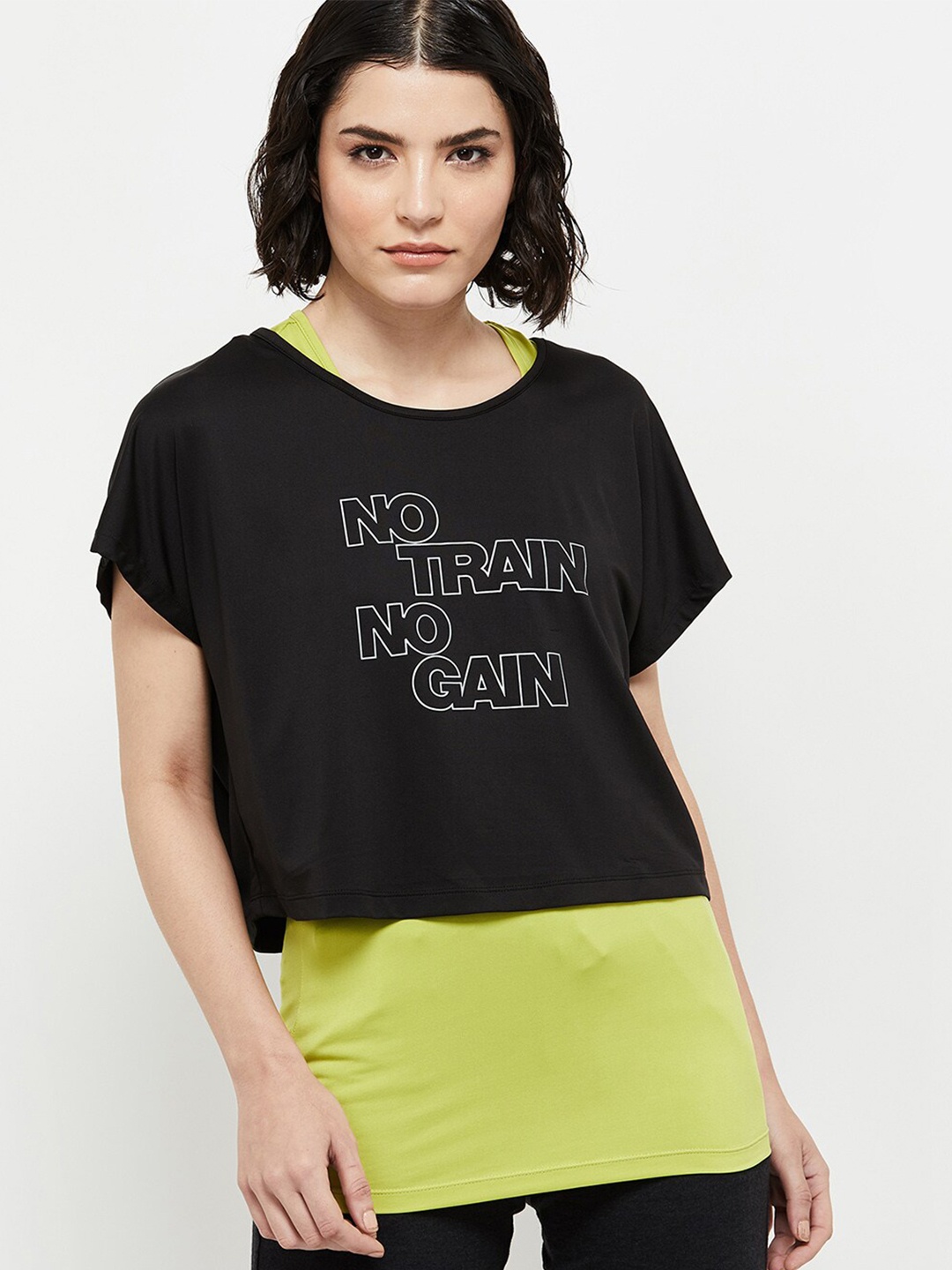 

max Women Black Typography Colourblocked Extended Sleeves T-shirt