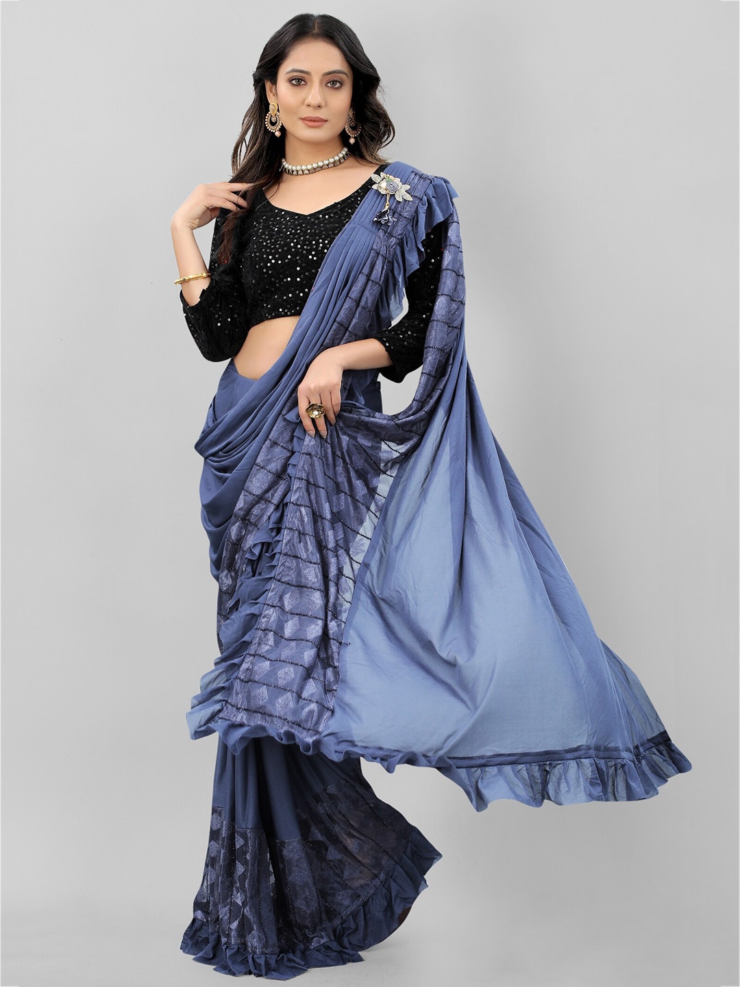 

APNISHA Grey & Blue Saree