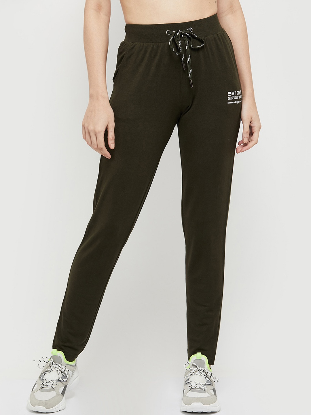 

max Women Green Solid Track Pants