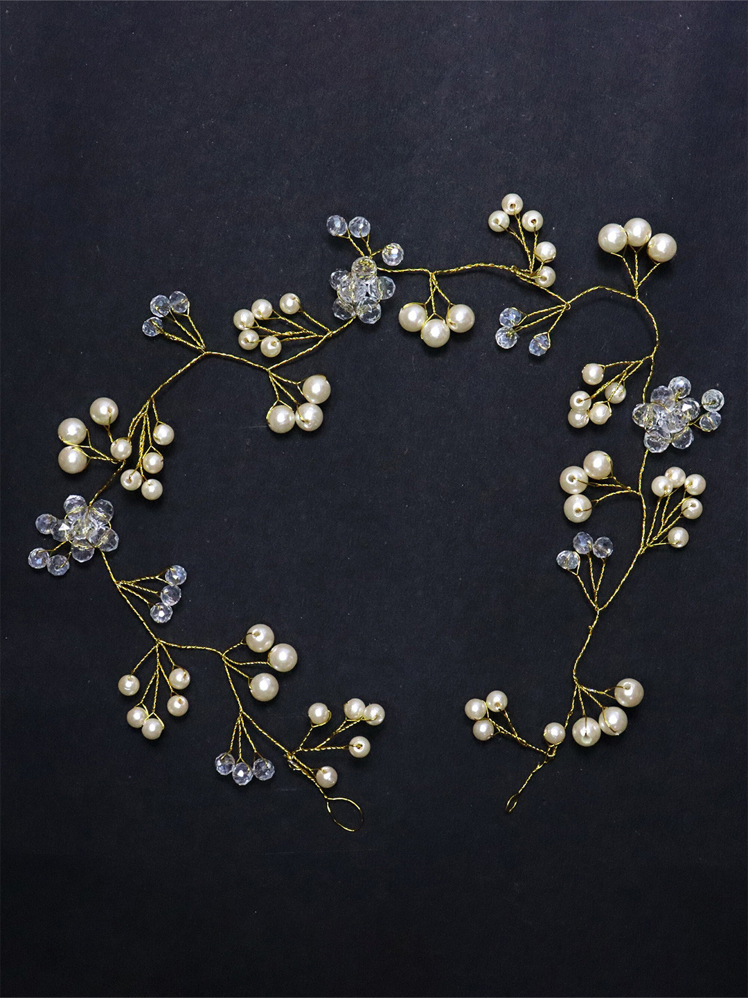 

VAGHBHATT Women Gold-Toned & White Hair Accessory Set of