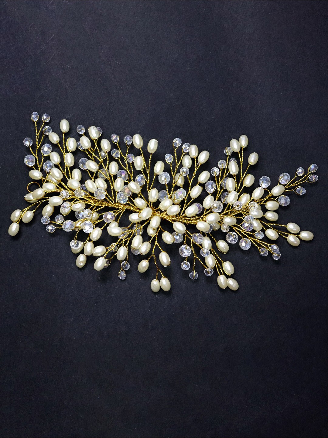 

VAGHBHATT Women Gold-Toned & White Hair Accessory Set of
