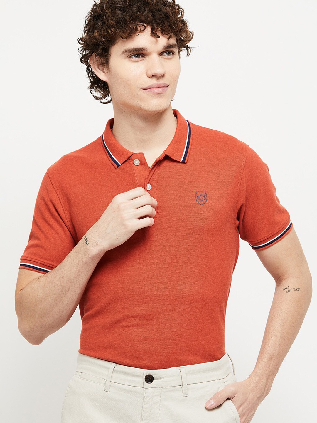 

max Men Rust Polo Collar Slim Fit T-shirt