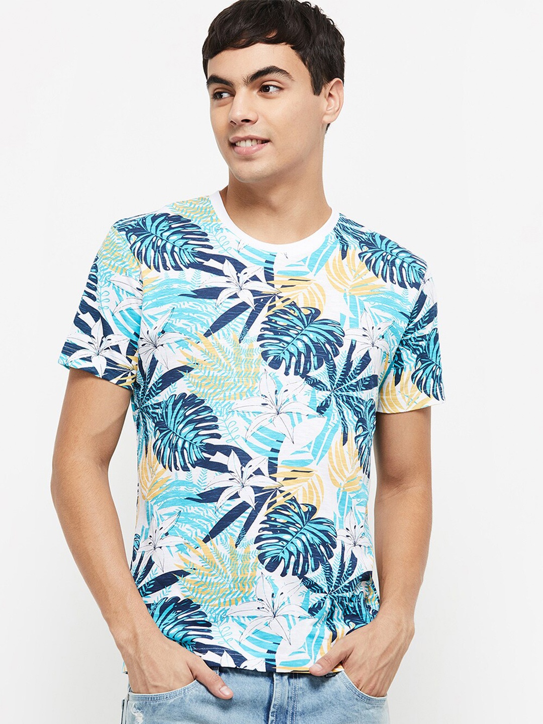 

max Men White Floral Printed Tropical Raw Edge Slim Fit T-shirt