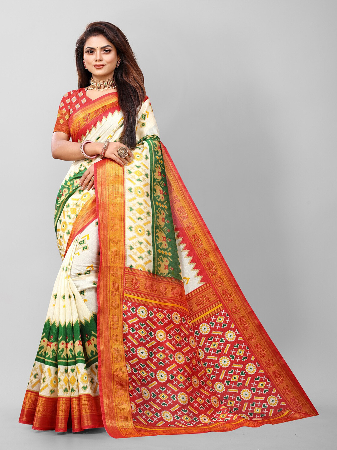 

APNISHA Beige & Orange Floral Zari Pure Cotton Saree