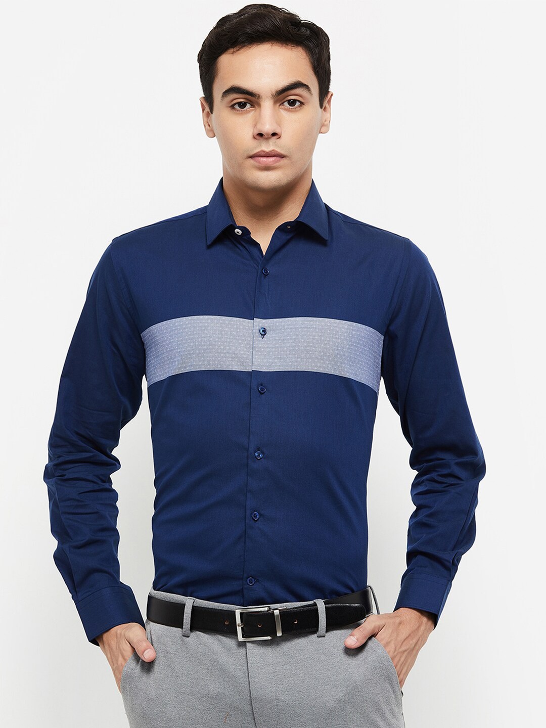 

max Men Blue Slim Fit Horizontal Stripes Striped Casual Shirt
