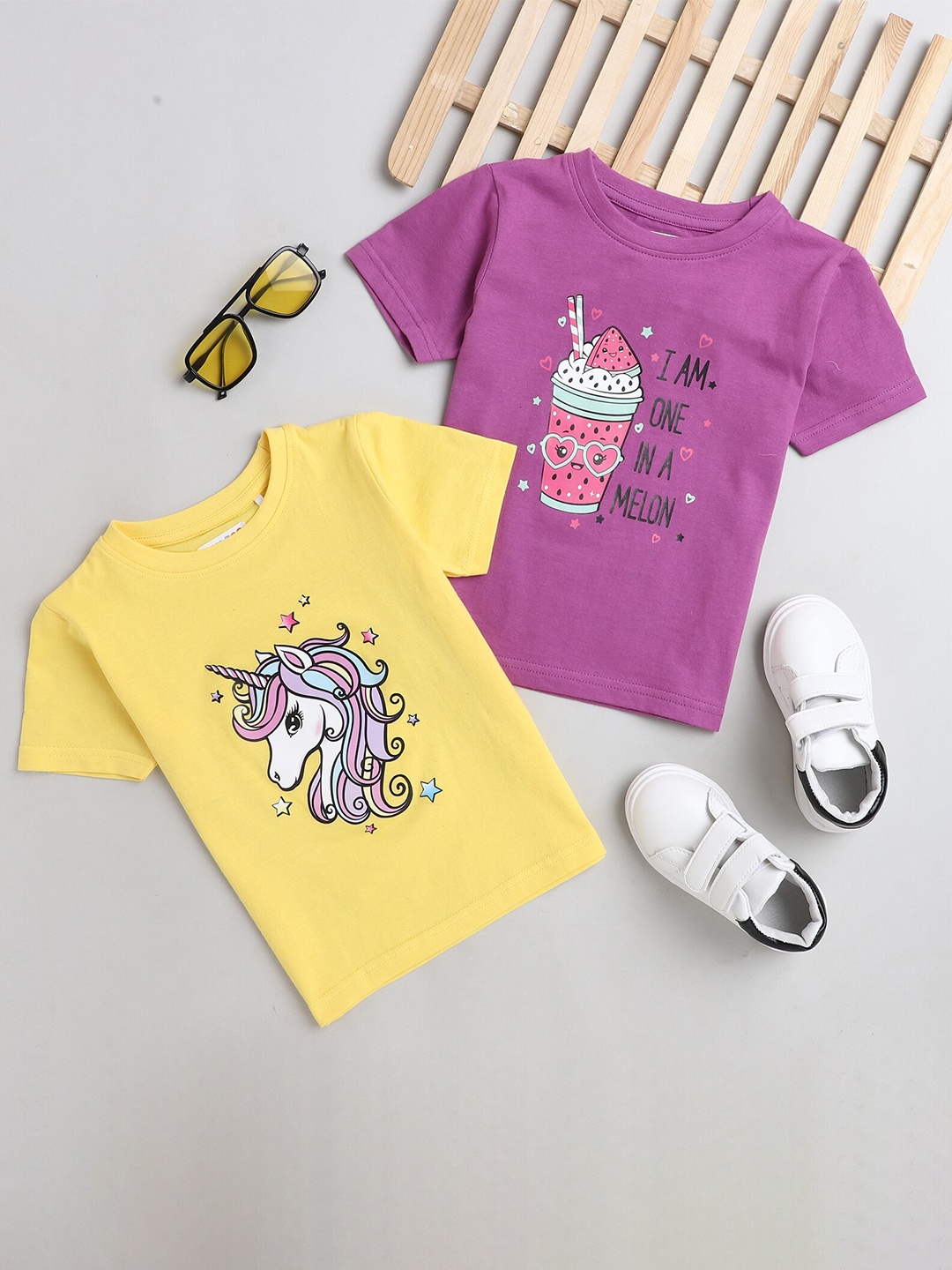

BUMZEE Girls Yellow 2 Printed Applique T-shirt