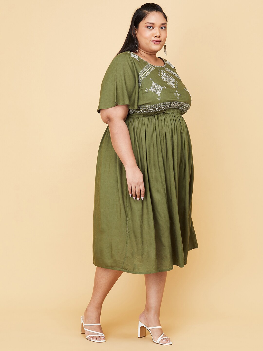

max Women Plus Size Olive Green Empire Midi Dress