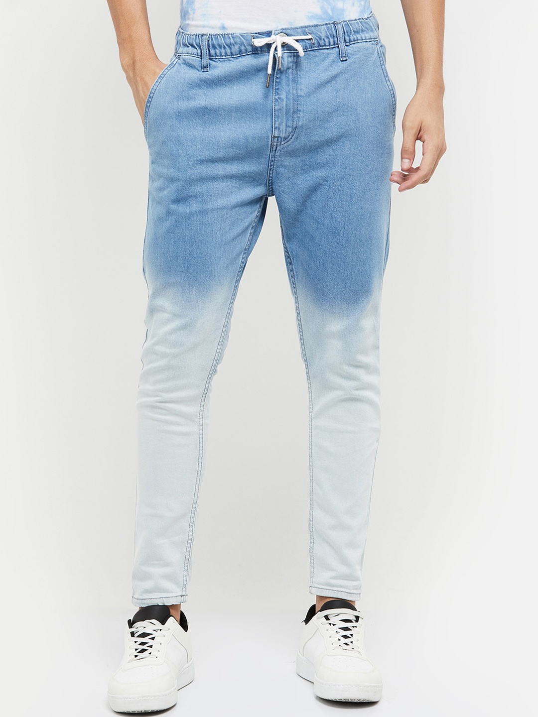 

max Men Blue Heavy Fade Jeans