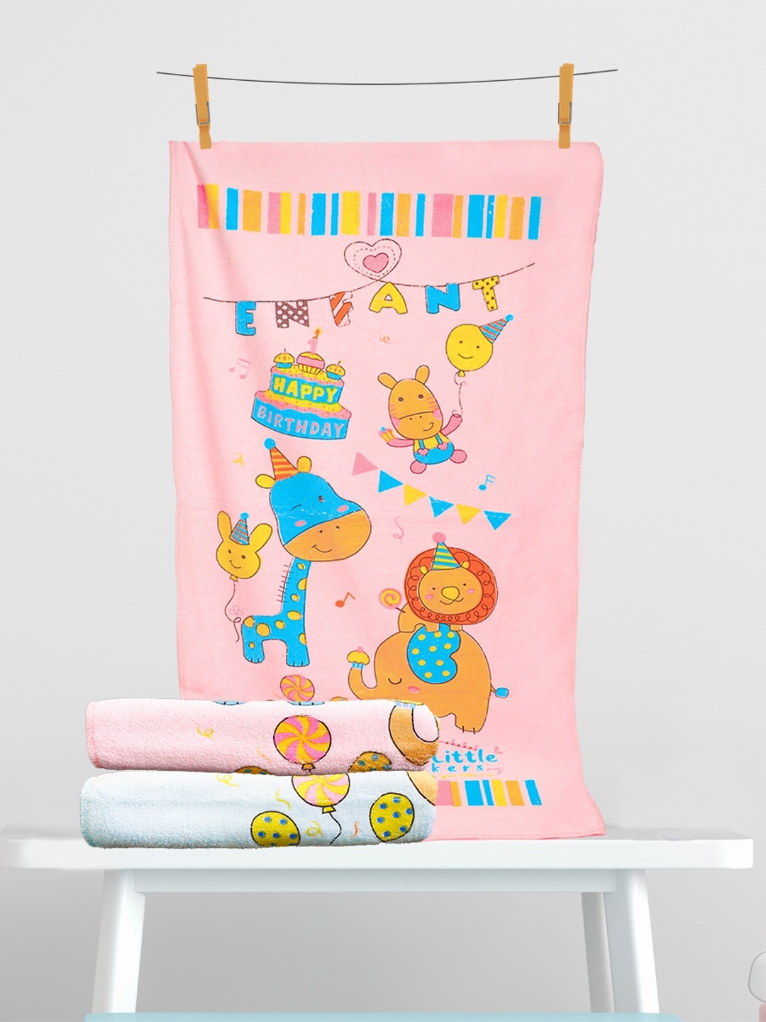 

The Little Lookers Kids Set of 2 Pink & Blue Printed 354 GSM Bath Towels