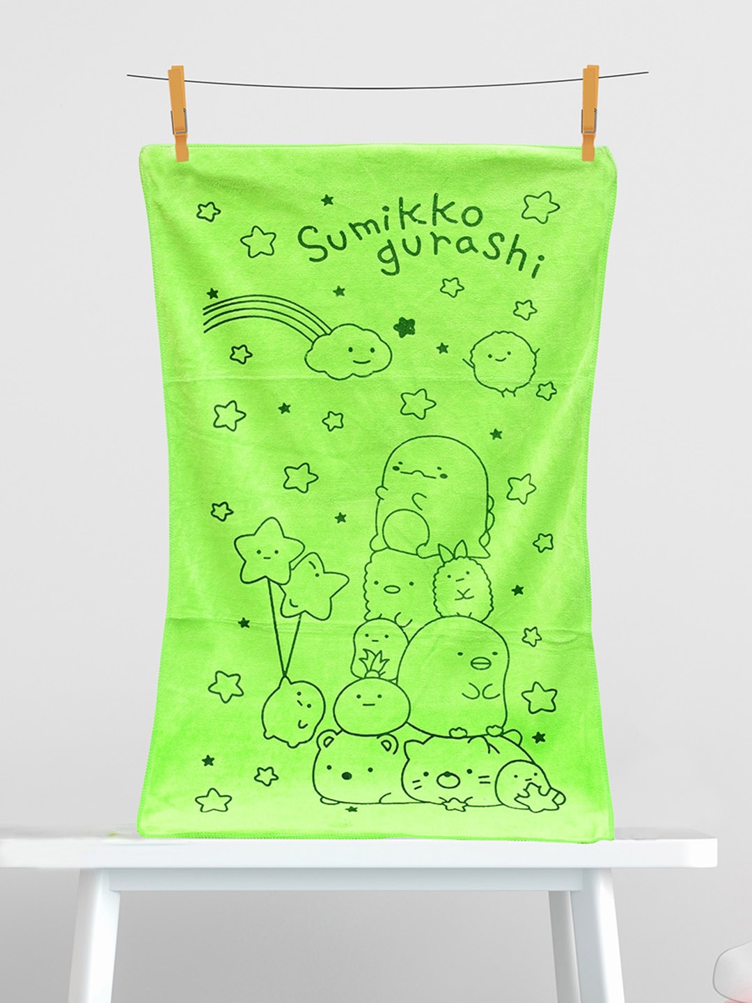 

The Little Lookers Kids Green Printed 354 GSM Bath Towels