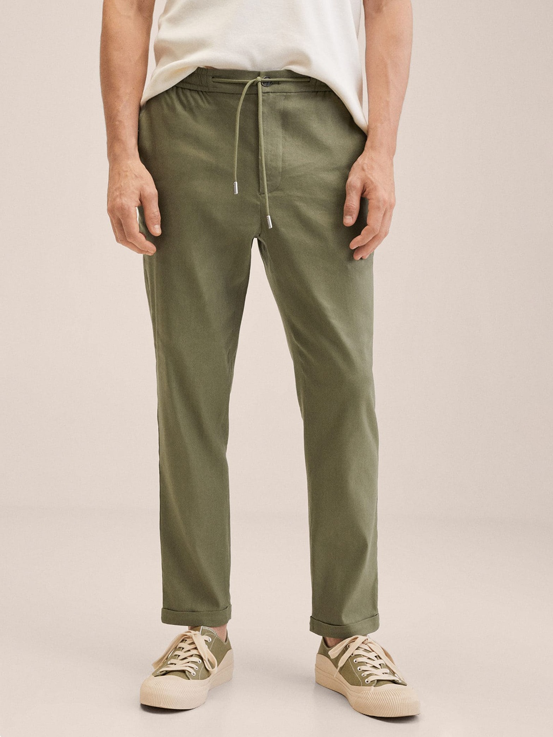 

MANGO MAN Men Olive Green Solid Trousers