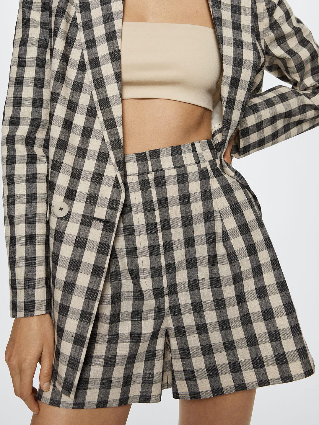

MANGO Women Beige & Black Cotton Linen Checked Shorts