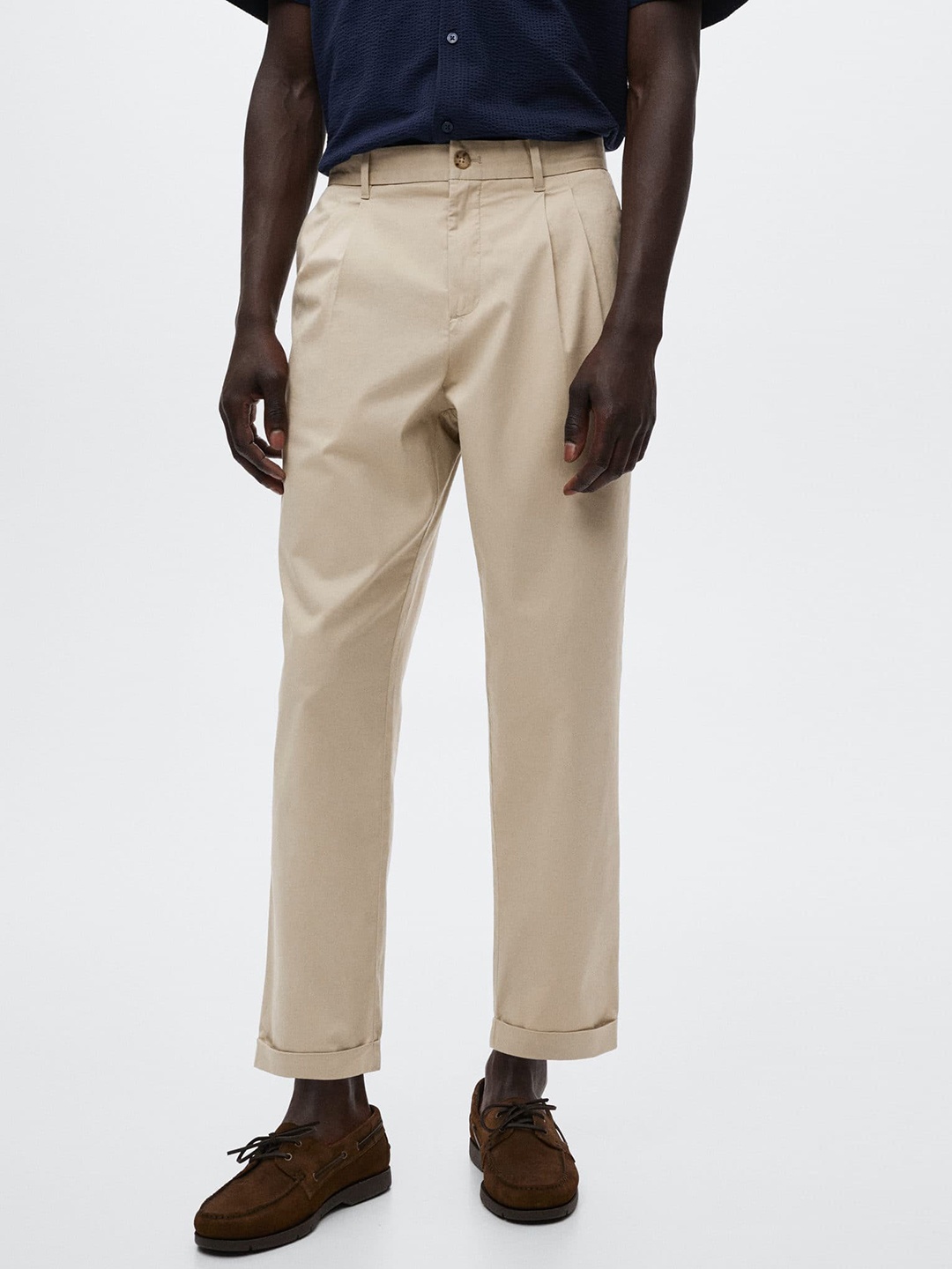 

MANGO MAN Men Beige Solid Trousers