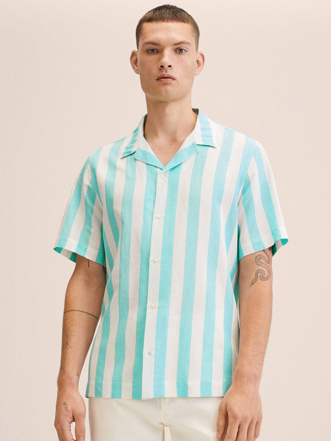 

MANGO MAN Men Turquoise Blue & White Striped Cuban Collar Casual Shirt