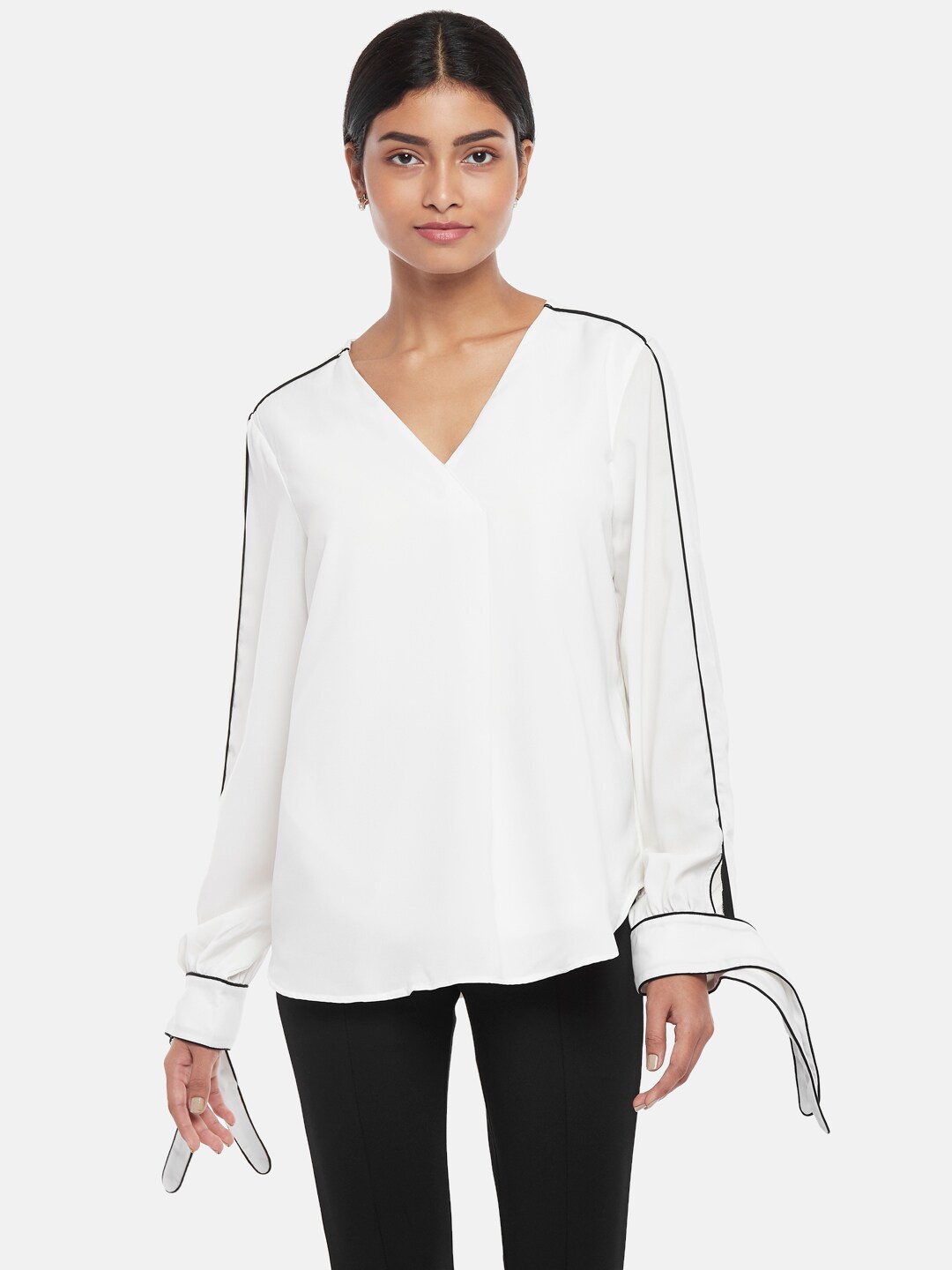 

Annabelle by Pantaloons White Solid Formal Top