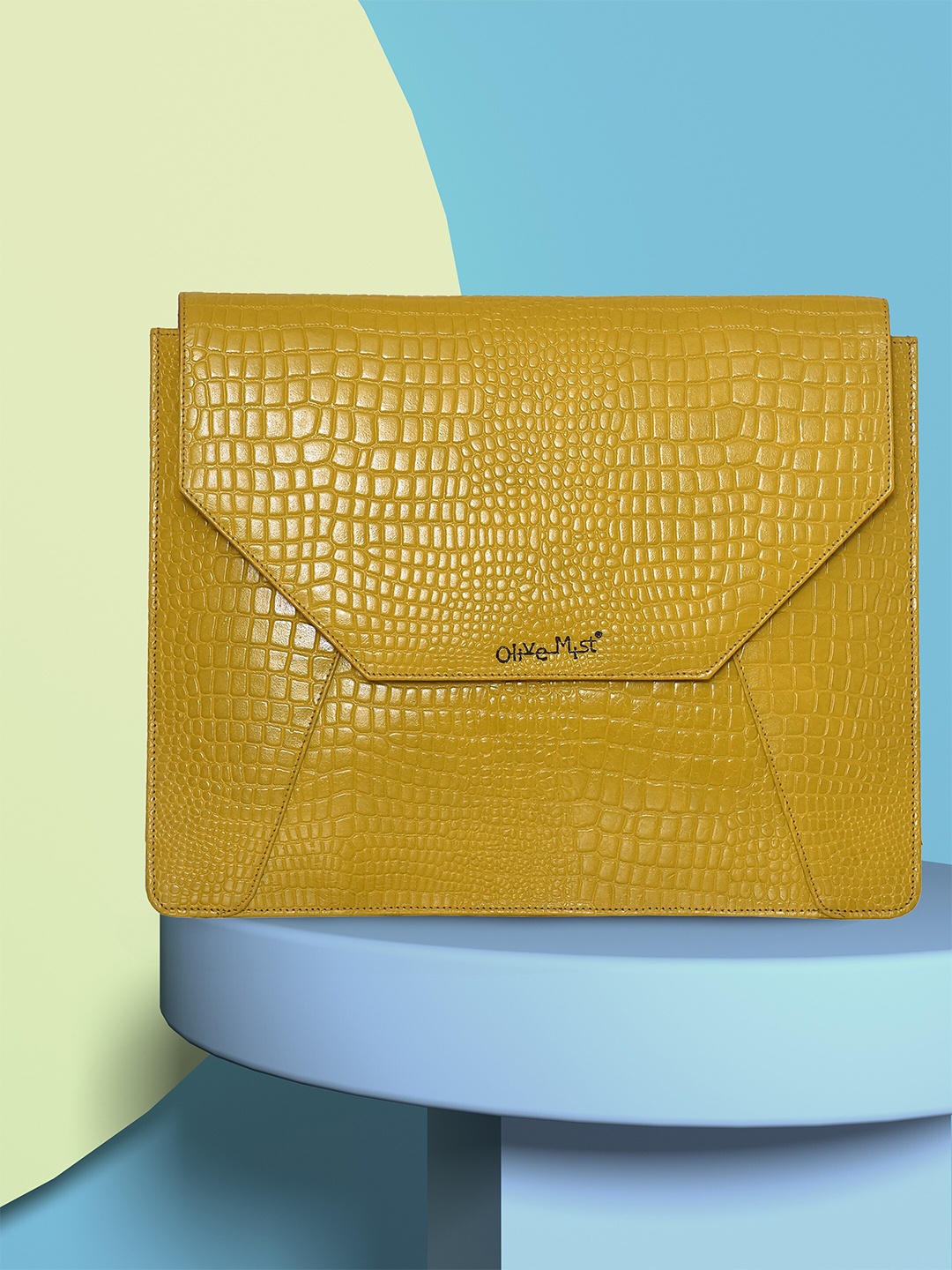 

OLIVE MIST Unisex Mustard Textured Leather Laptop Sleeve